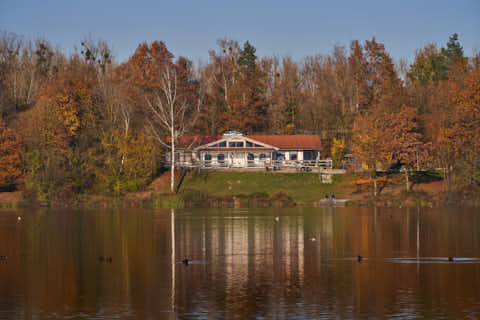 Gemeinde Kirchdorf Landkreis Rottal-Inn Waldsee Lago Herbst (Dirschl Johann) Deutschland PAN